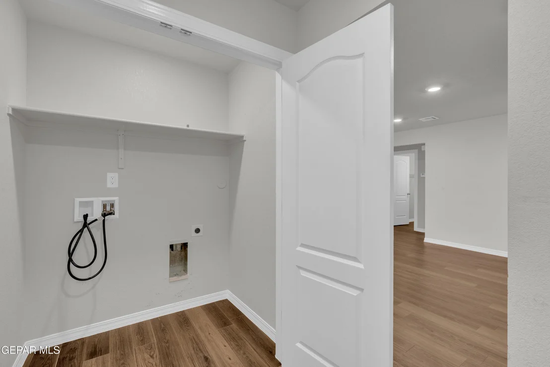 Photo of 1069 WHITEBRUSH Road