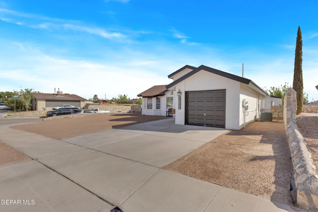 Photo of 13342 MITCHELL Drive