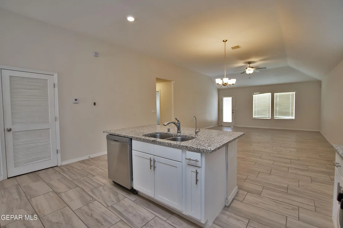 Photo of 285 PENBRIDGE Place