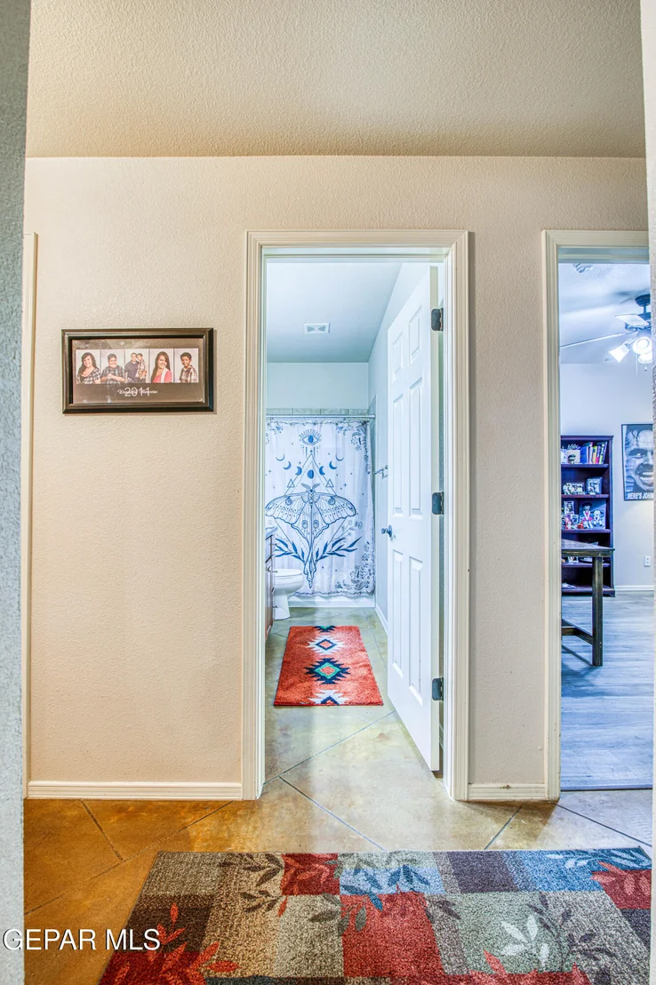 Photo of 5800 ANGEL Street