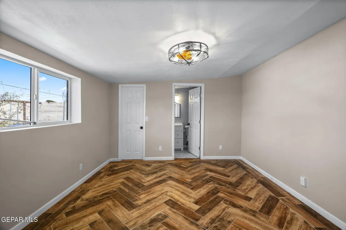 Photo of 3621 Sheppard Ave Avenue