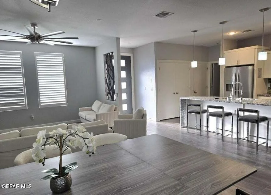 Photo of 320 Sand Gate Drive