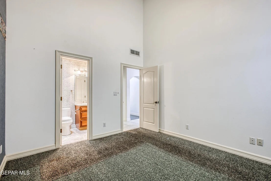 Photo of 6565 Eagle Ridge Drive