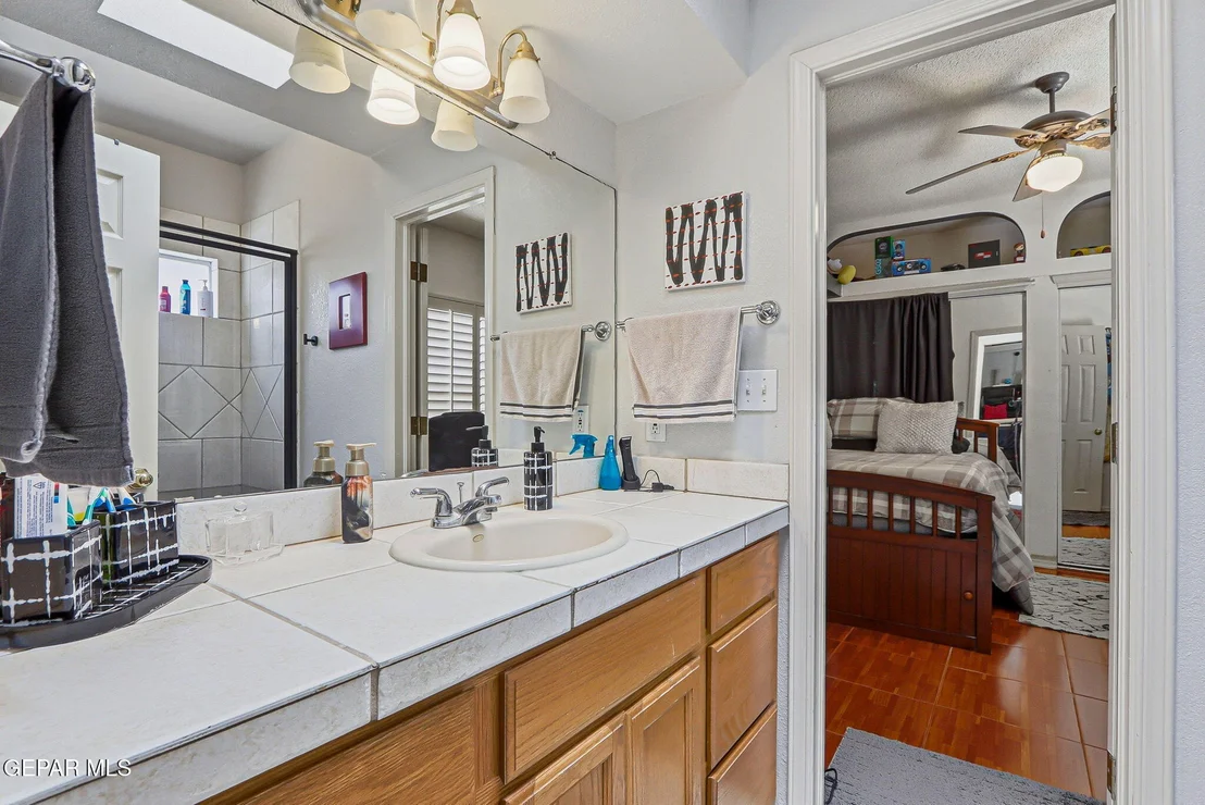 Photo of 1372 SILVER GATE Place