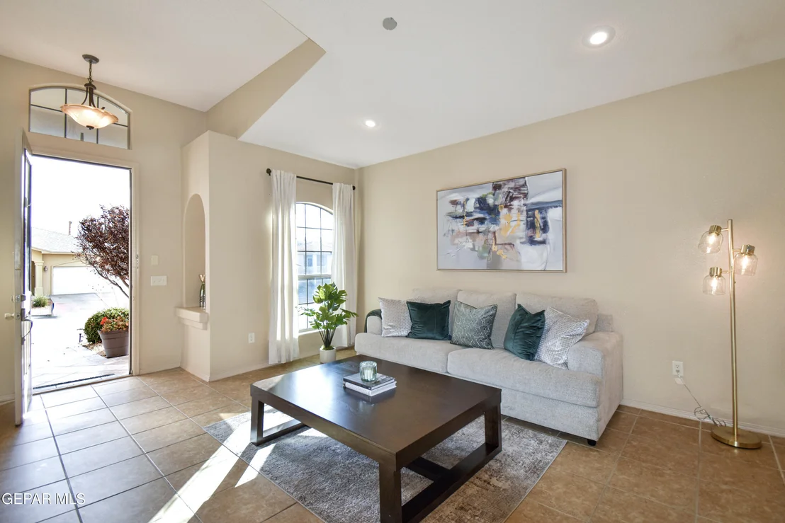 Photo of 6337 Franklin Gate Drive