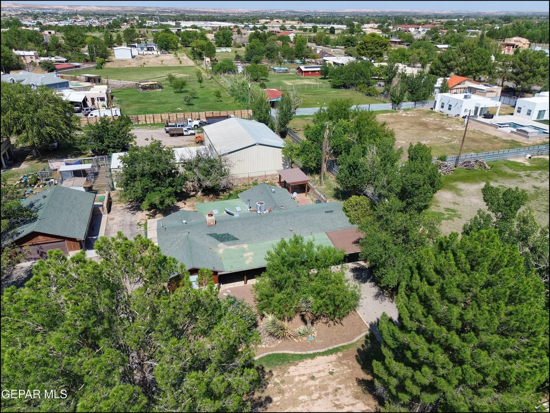 Photo of 6525 UPPER VALLEY Road