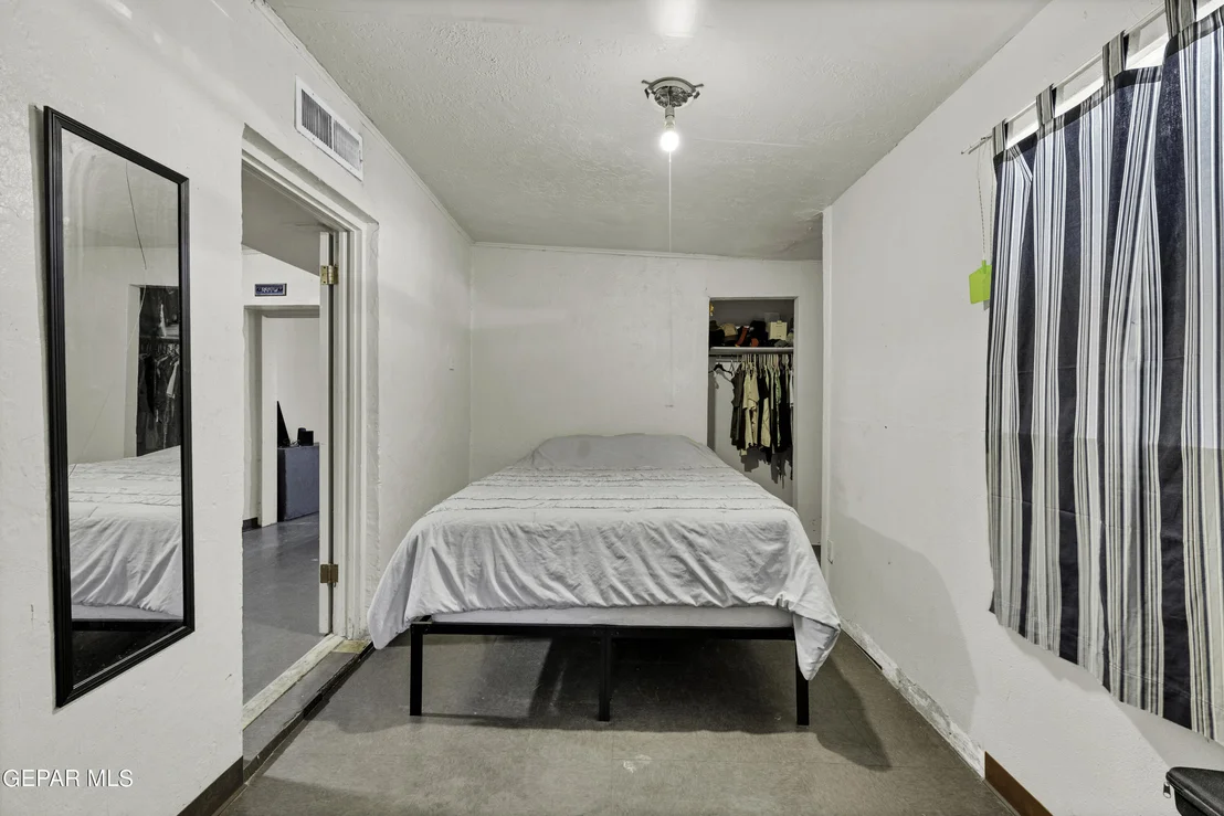 Photo of 8929 TEODOSO Drive