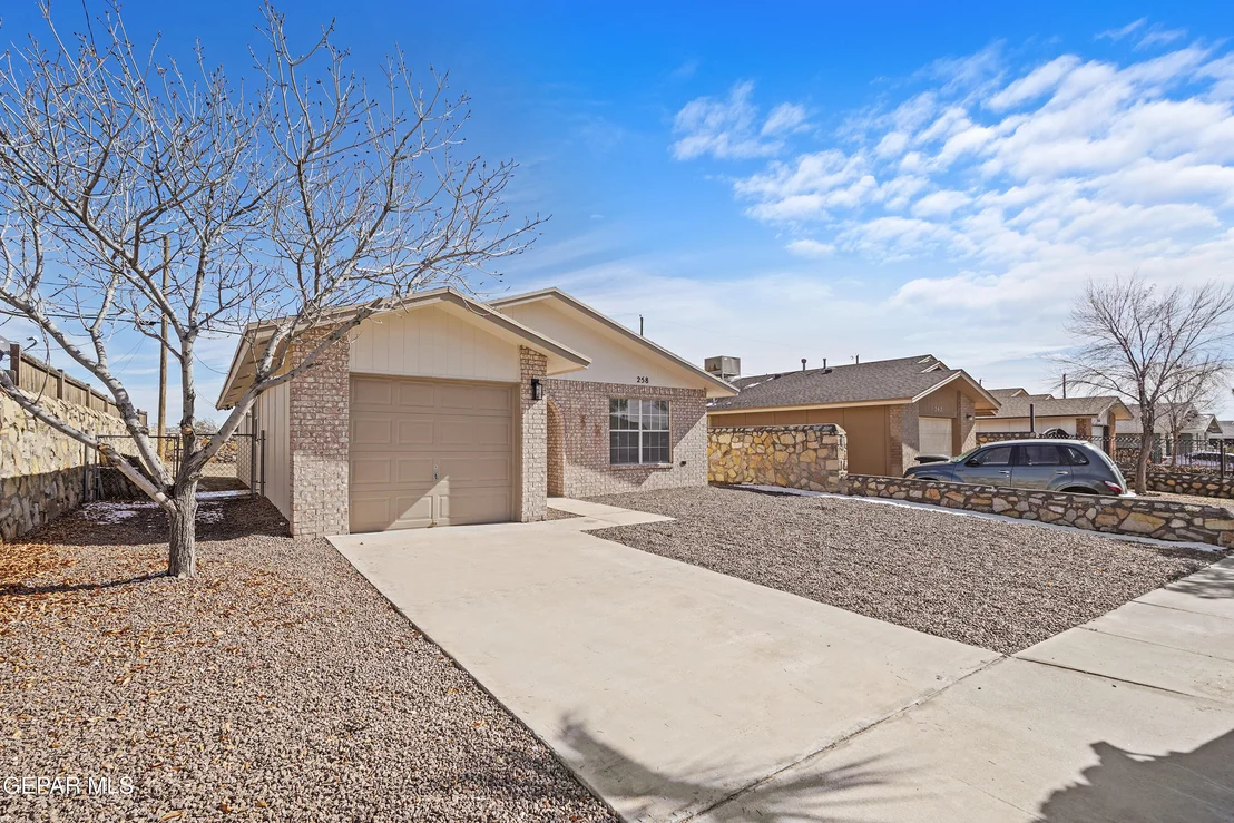 Photo of 258 SUNSET HILLS Drive