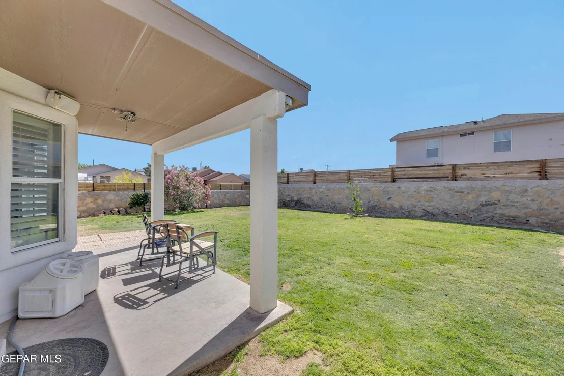 Photo of 427 Winter Spring Place