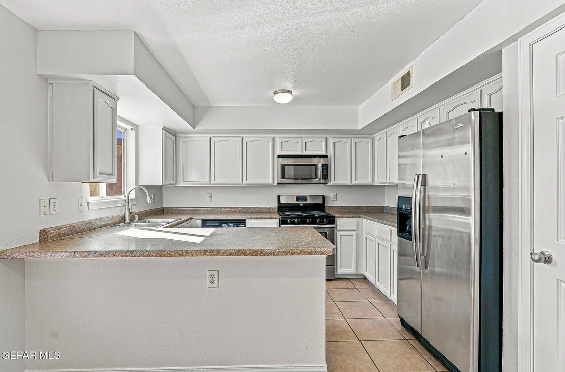 Photo of 3268 GARDEN POINT Drive