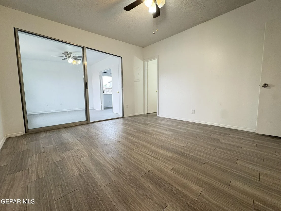 Photo of 10316 ASHWOOD Drive