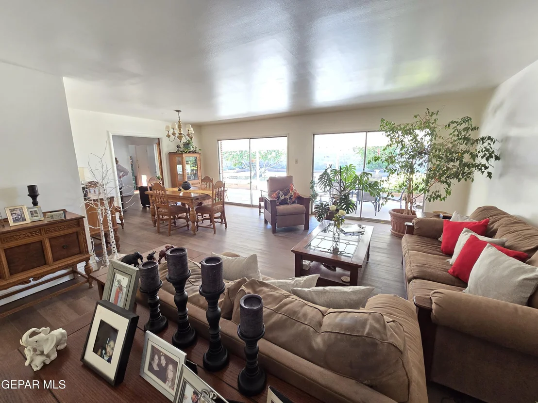 Photo of 4200 BUCKINGHAM Drive