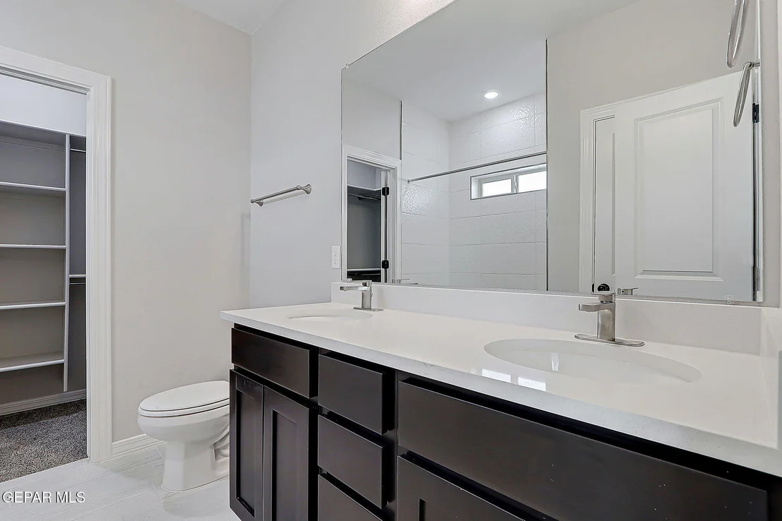 Photo of 3732 Model Lane