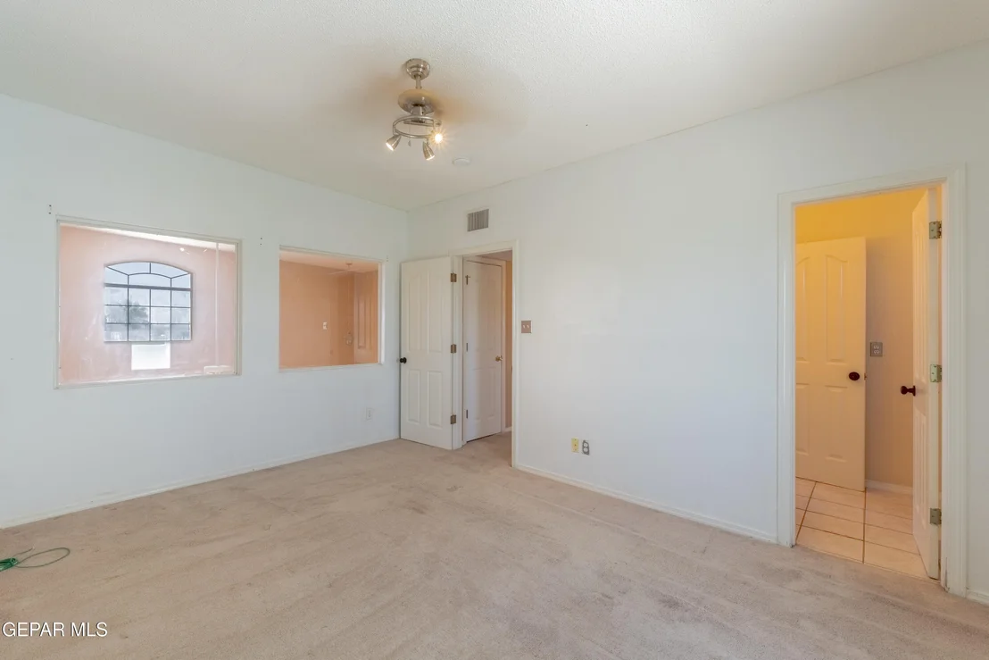 Photo of 6233 Kings Bridge Drive