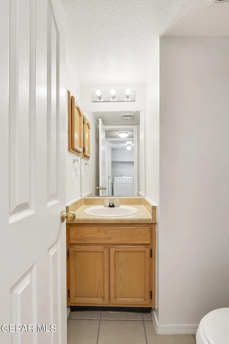Photo of 601 Kearney Way