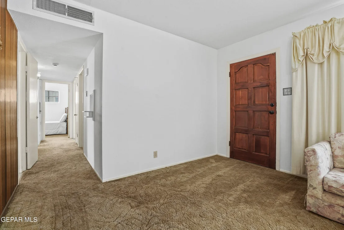 Photo of 656 CORTEZ Drive