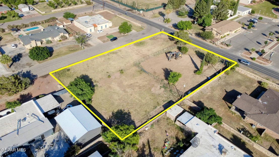 Photo of 425 W SUNSET Road