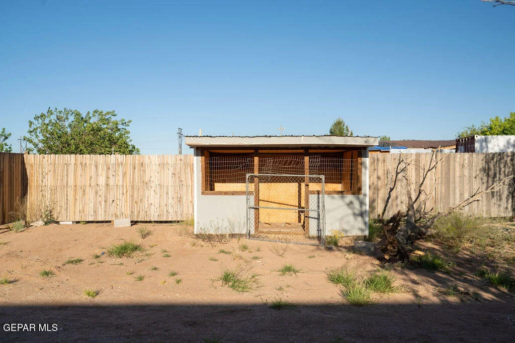 Photo of 237 MAGEE Drive