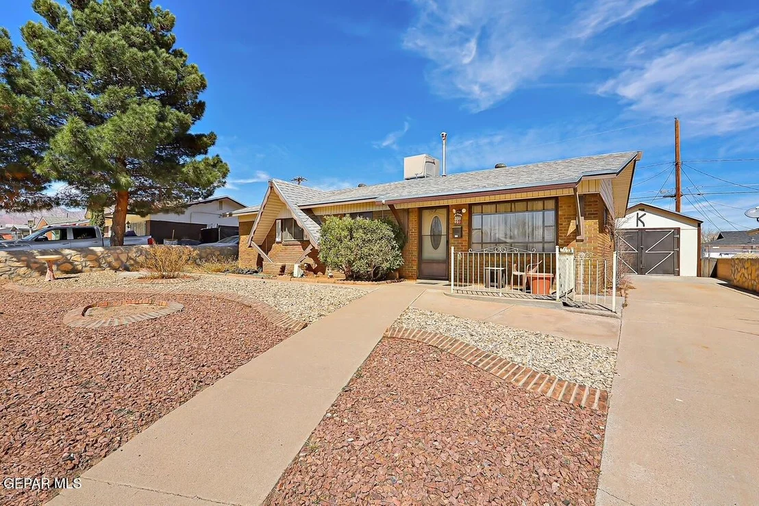 Photo of 5013 Debeers Drive
