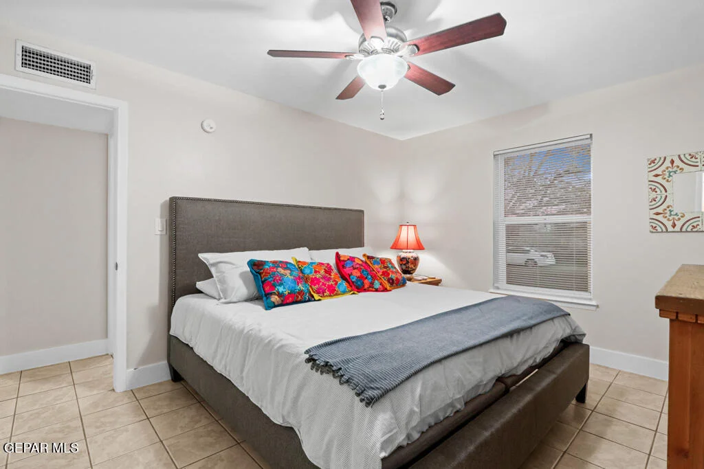 Photo of 10053 Foothill Drive