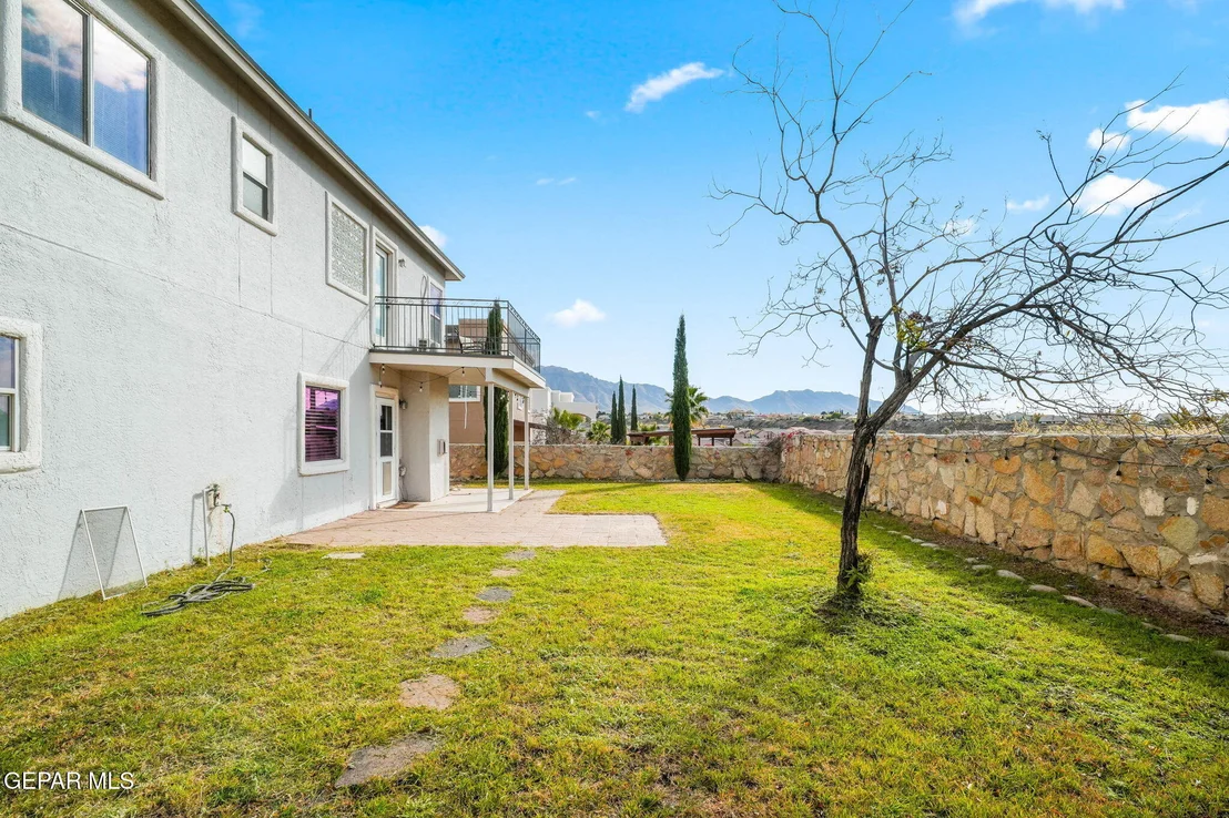 Photo of 1611 PLAYA DEL SOL Street