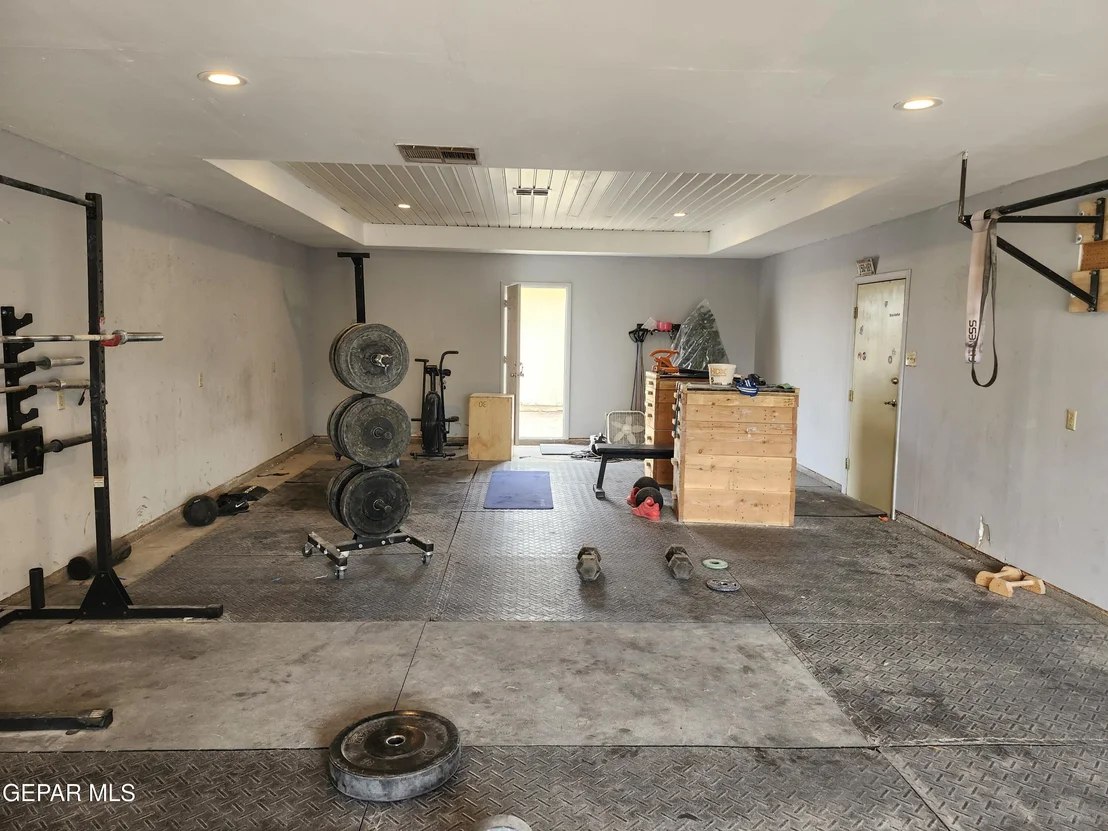 Photo of 8600 LEO Street