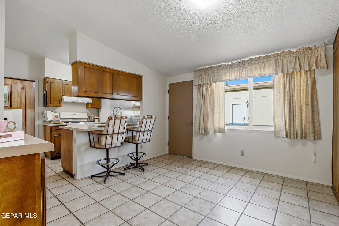 Photo of 2232 VILLA PLATA Drive