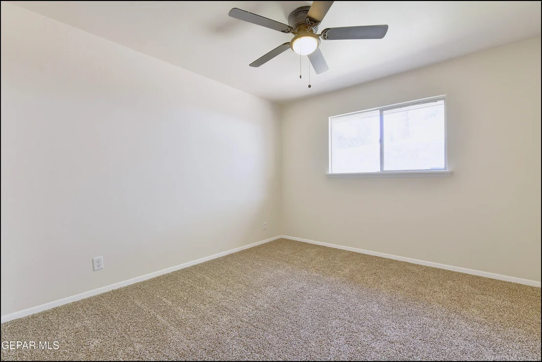 Photo of 3312 DIAMOND Drive