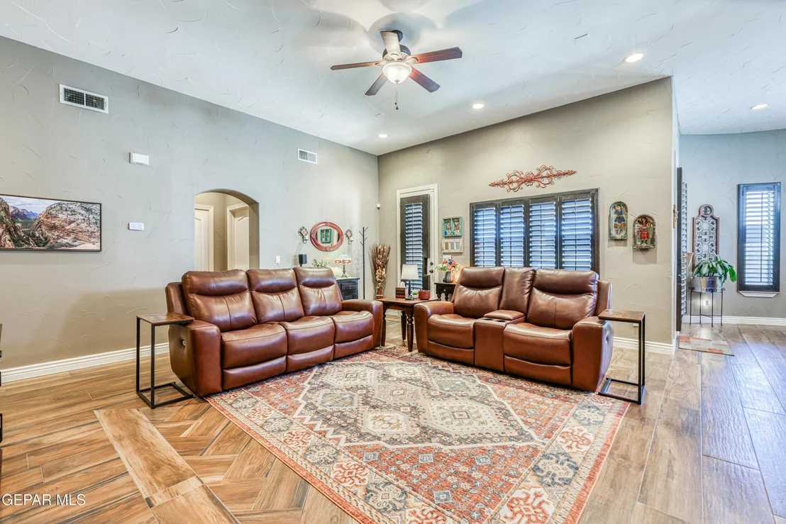 Photo of 3053 SNOWY POINT Drive