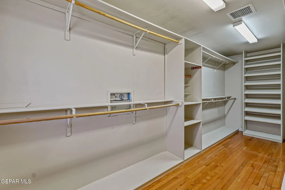 Photo of 3934 Emory rd Road