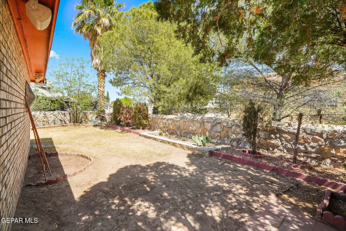 Photo of 3012 SYLVAN LAKE Place