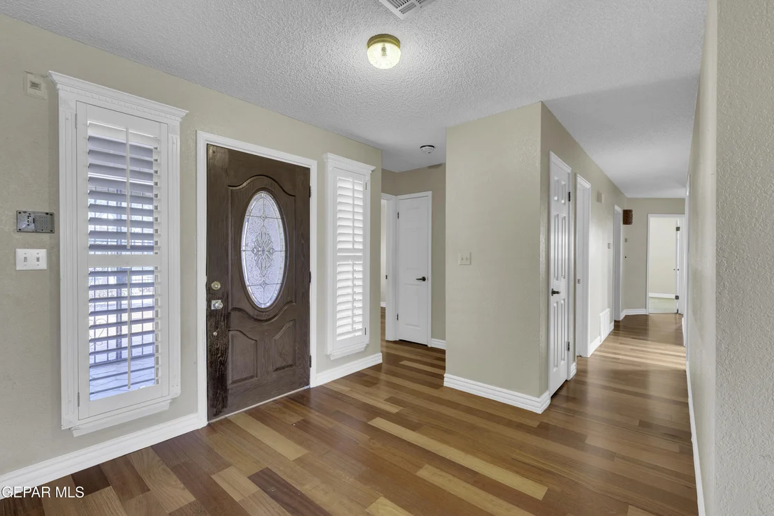 Photo of 2021 GREENLEE Drive