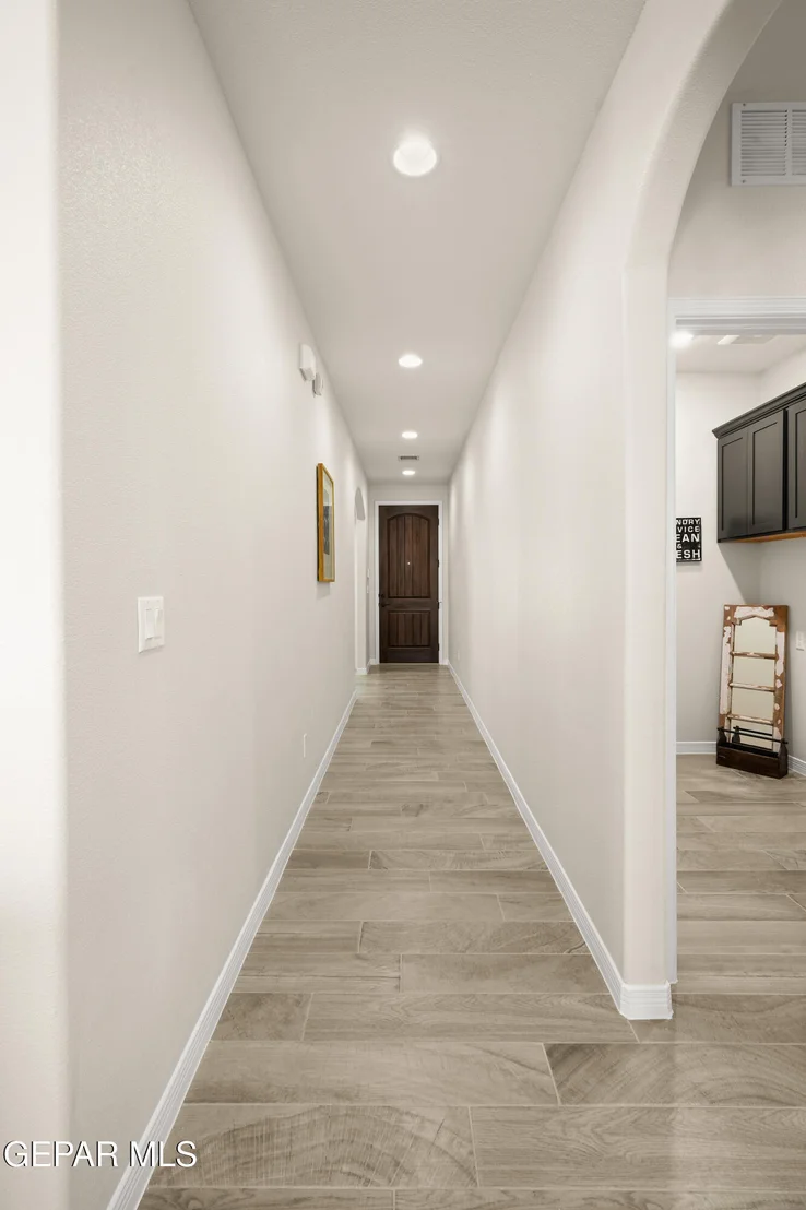 Photo of 3825 Object Place