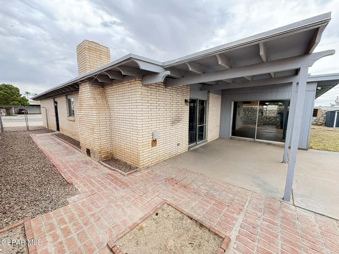 Photo of 10316 ASHWOOD Drive