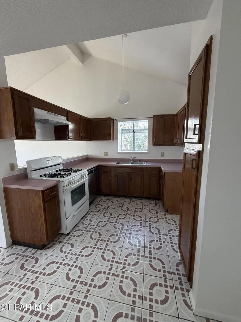 Photo of 905 Mark Wallace Lane