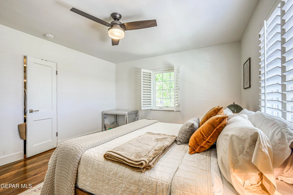 Photo of 2304 FLORENCE