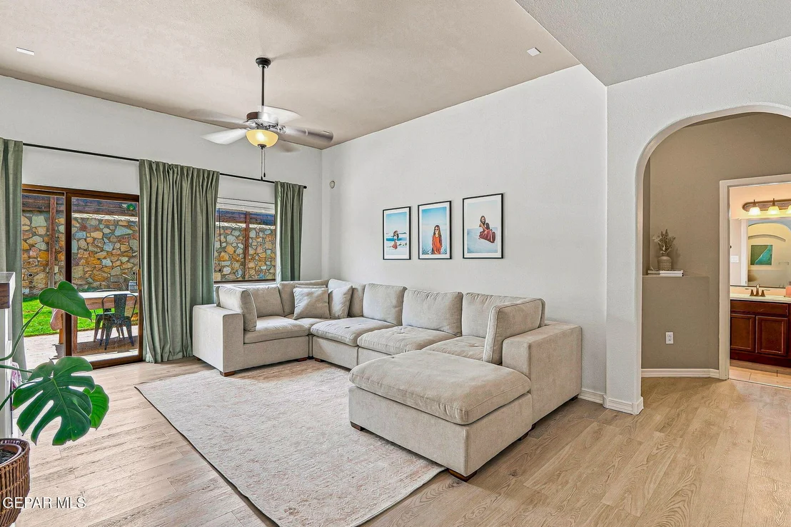 Photo of 14318 OWL POINT Avenue