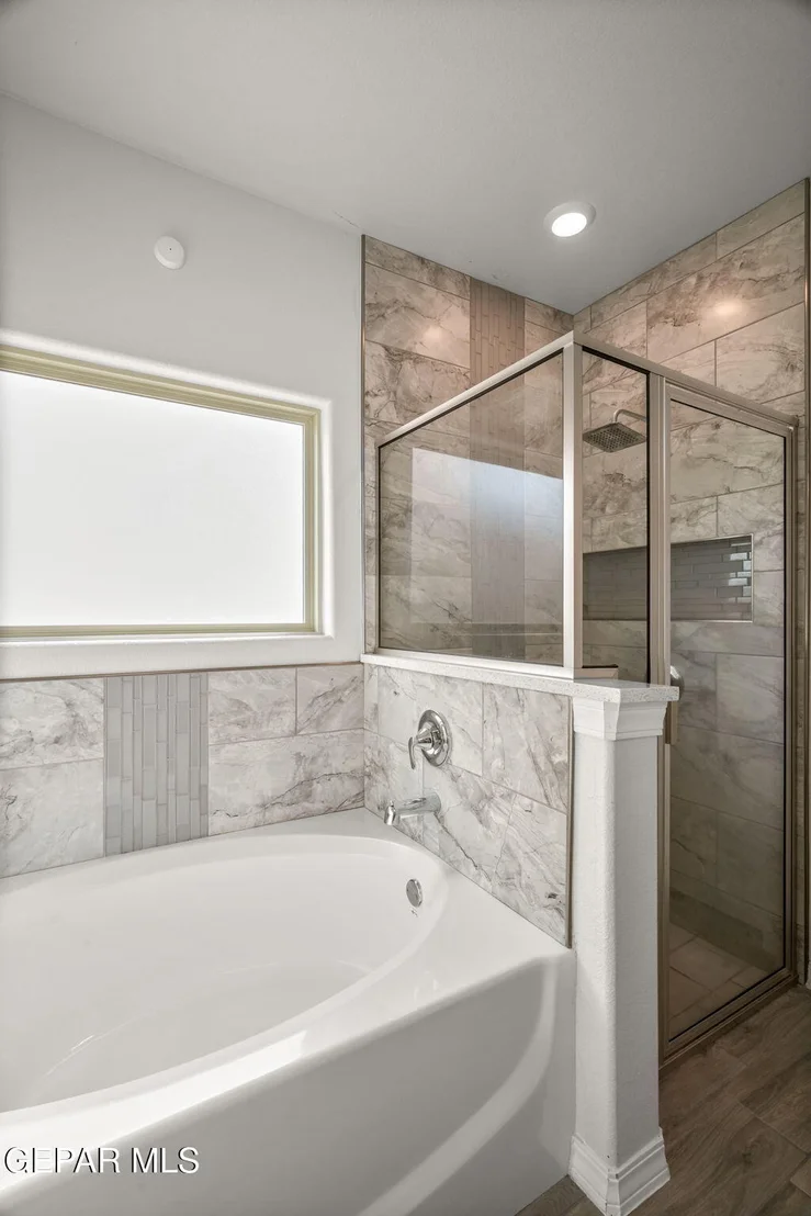 Photo of 5464 Stonehill Drive