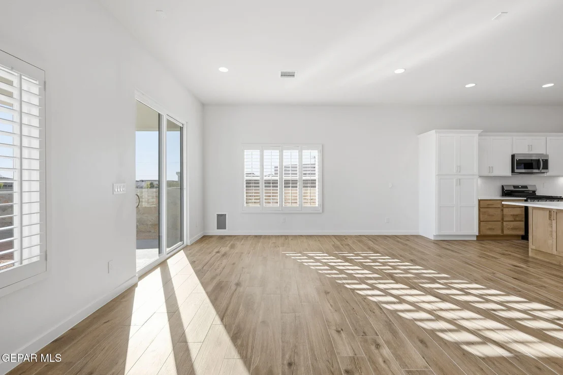Photo of 15076 Conviction Avenue
