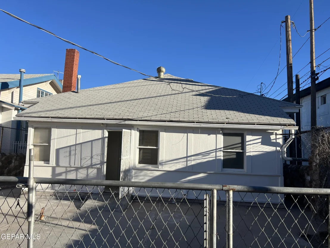 Photo of 507 E CLIFF Drive