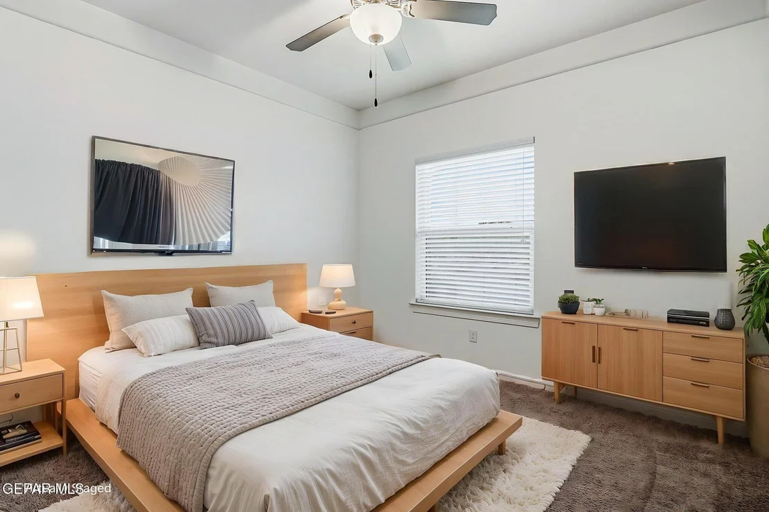 Photo of 932 PENRITH Street