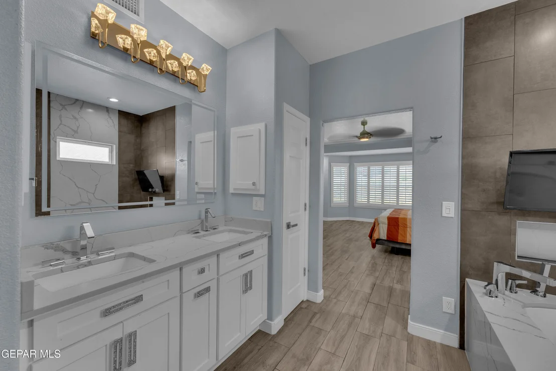 Photo of 13401 EMERALD TIDE Way