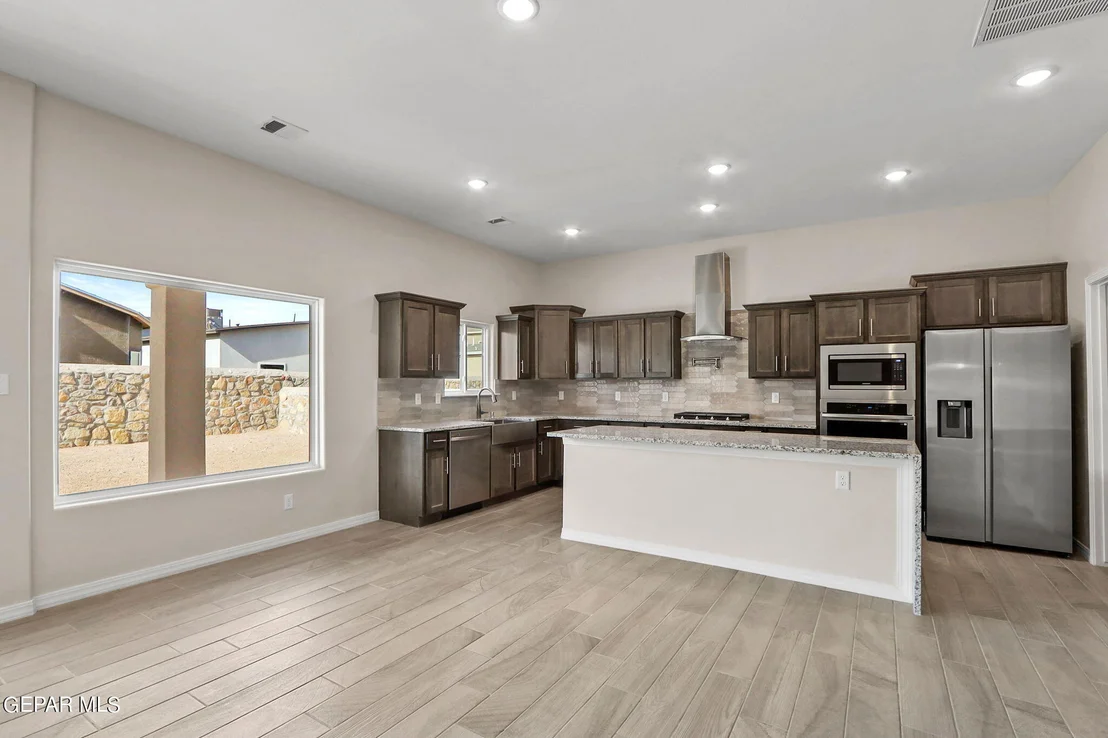 Photo of 13086 Grantham Lane