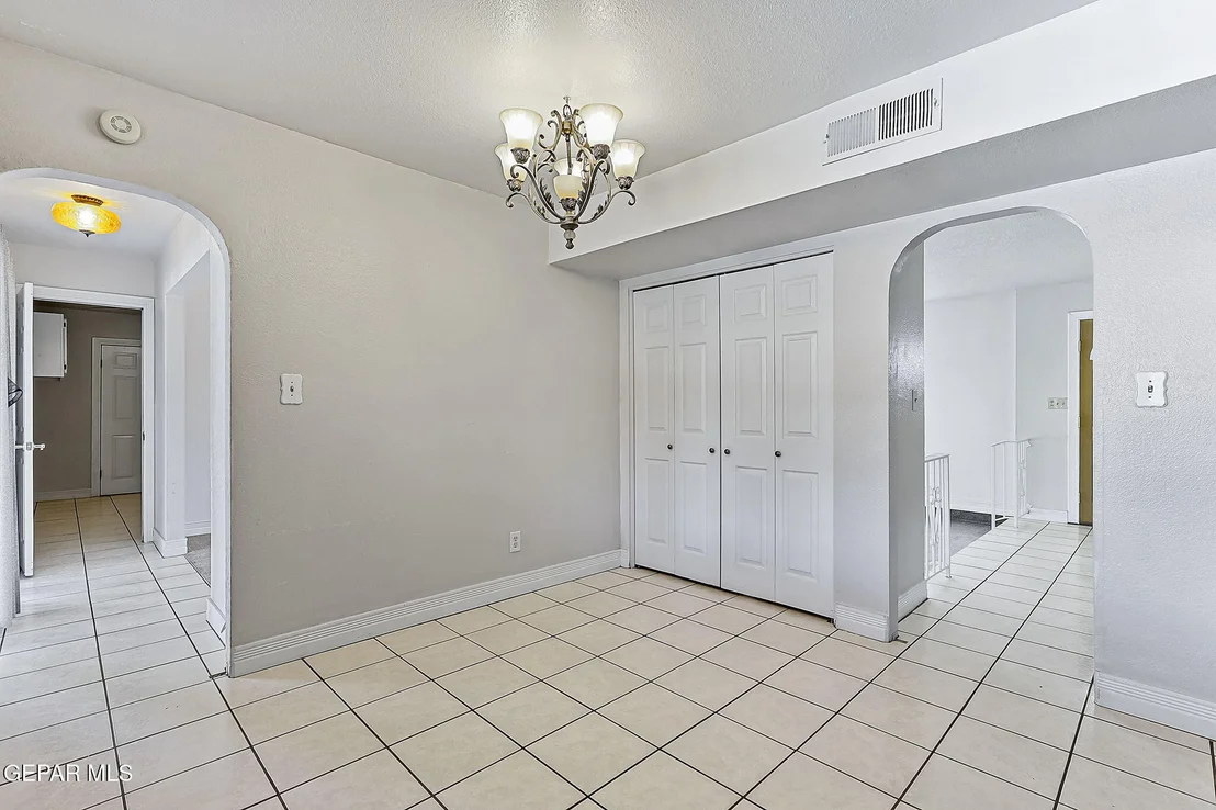 Photo of 2917 Brady Place