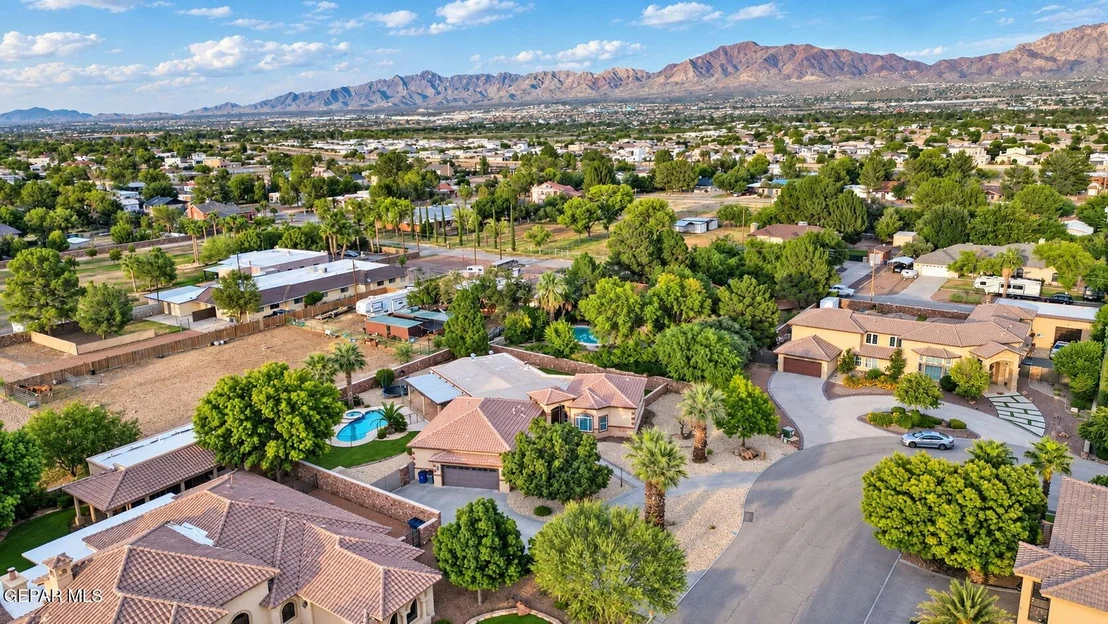 Photo of 732 Emerald View Drive