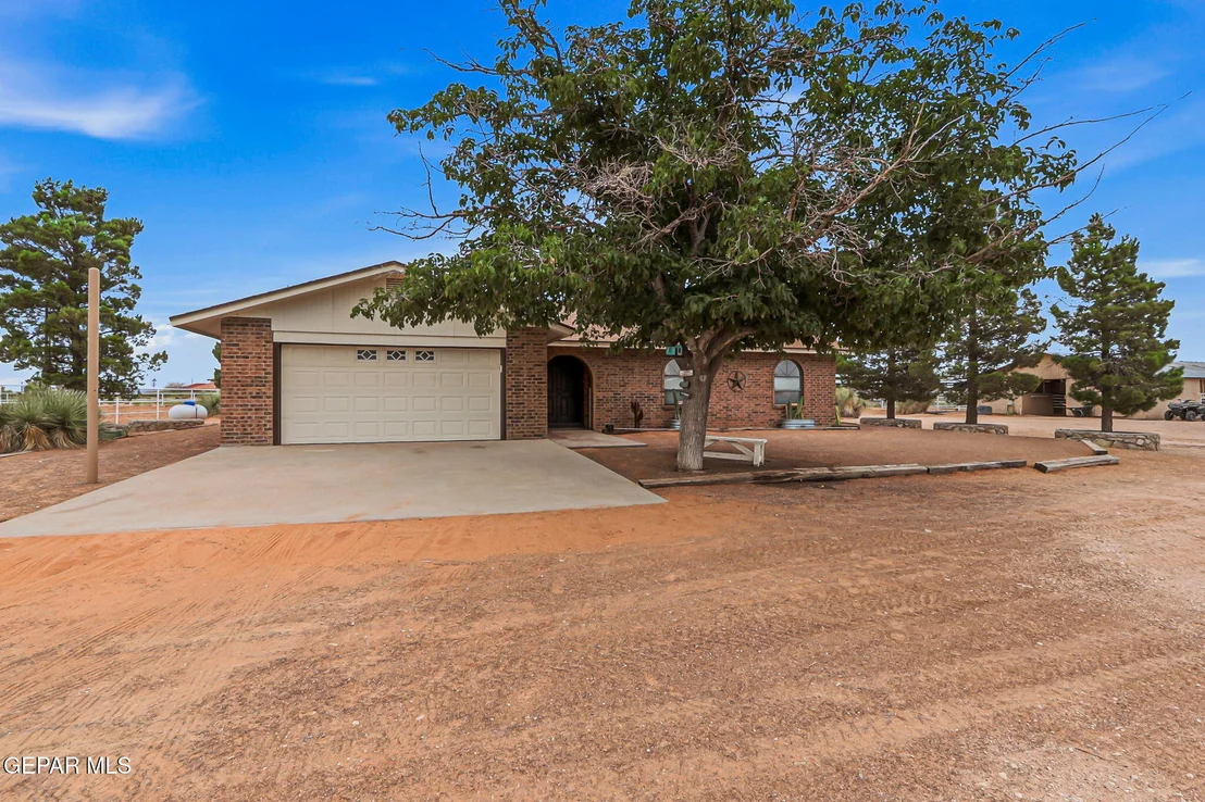 Photo of 6375 DESERT WILLOW Drive