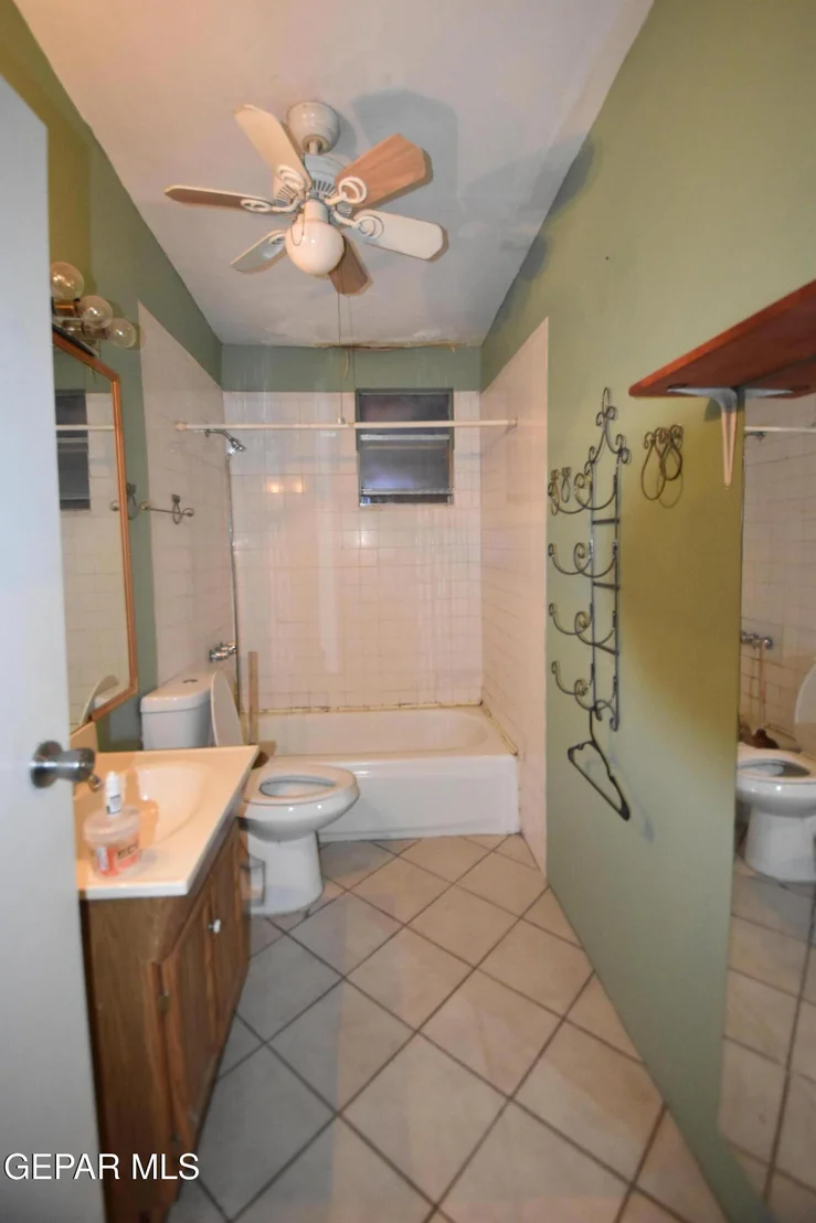 Photo of 8141 KIELY Road