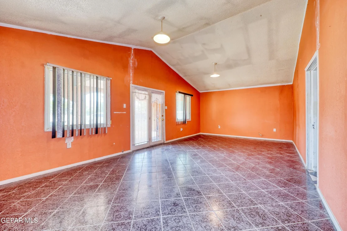 Photo of 7421 MINDORO Place