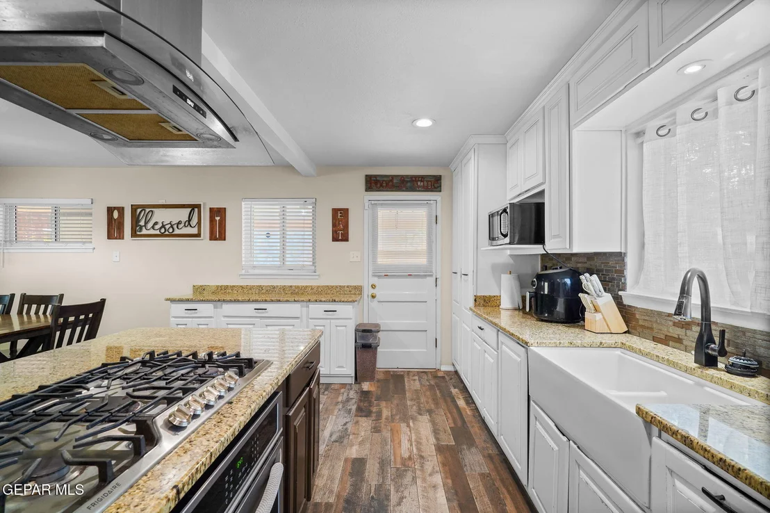 Photo of 3500 ZIRCON Drive