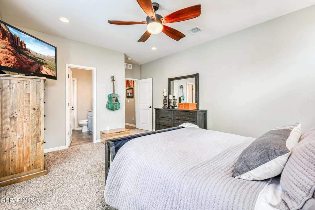 Photo of 2109 ROBERT DRENNAN Place
